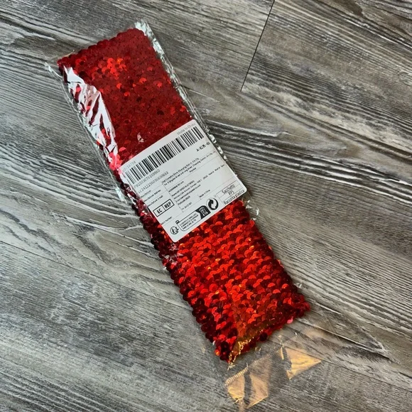 Red Sequin Belt - Picture 4 of 6